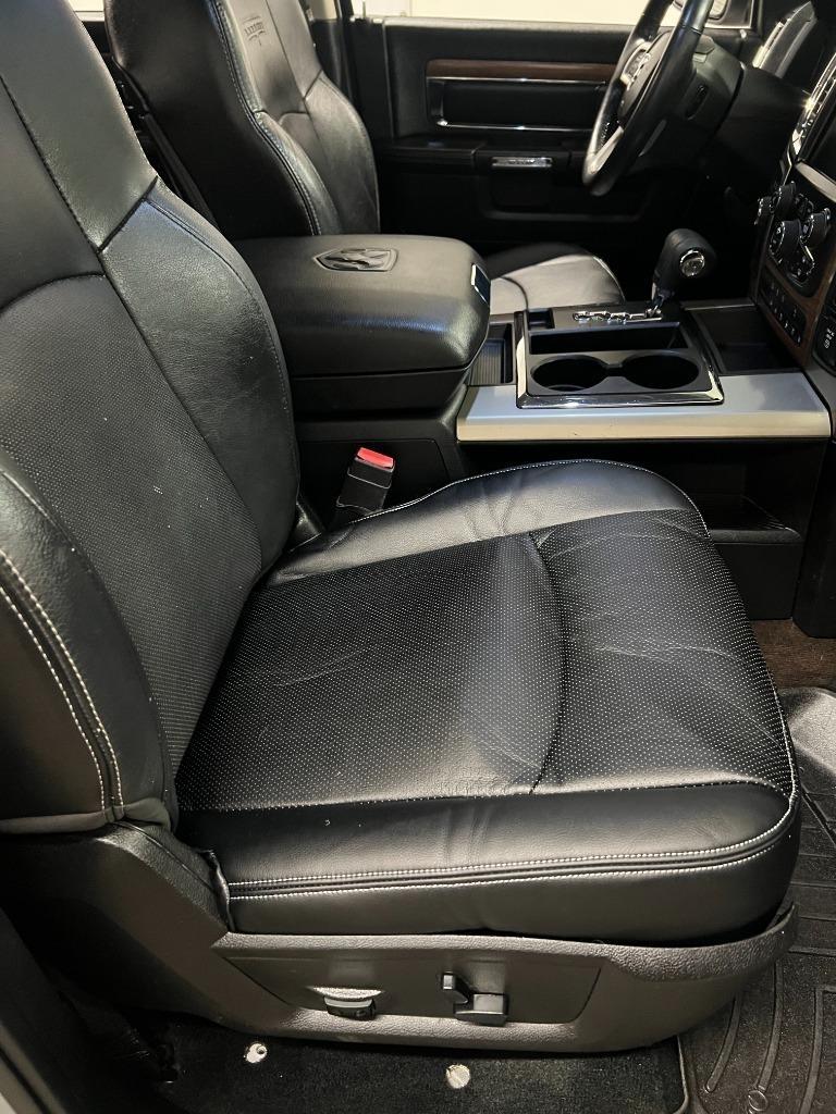 RAM 1500 Laramie Crew Cab SWB 4WD 2013