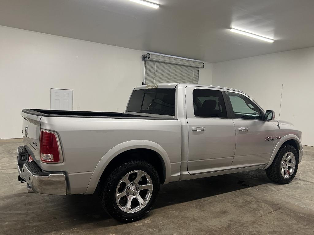 RAM 1500 Laramie Crew Cab SWB 4WD 2013