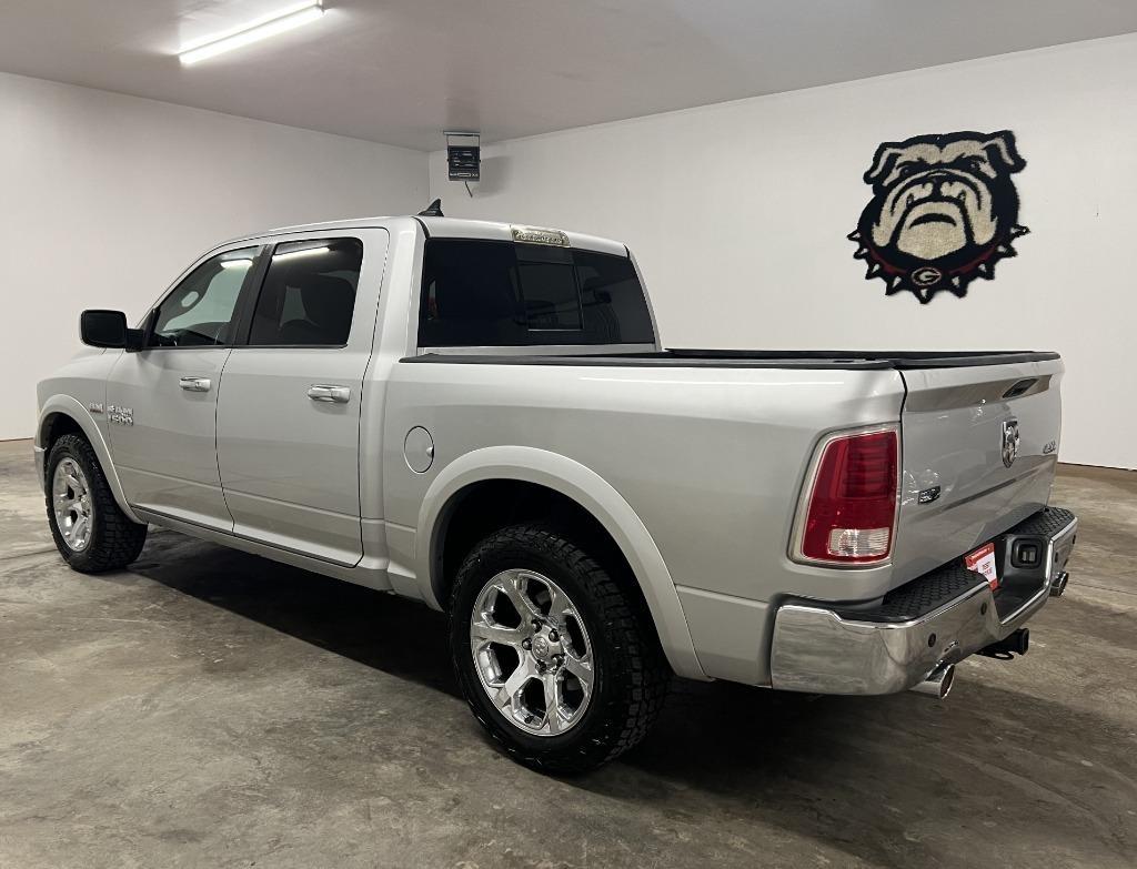 RAM 1500 Laramie Crew Cab SWB 4WD 2013