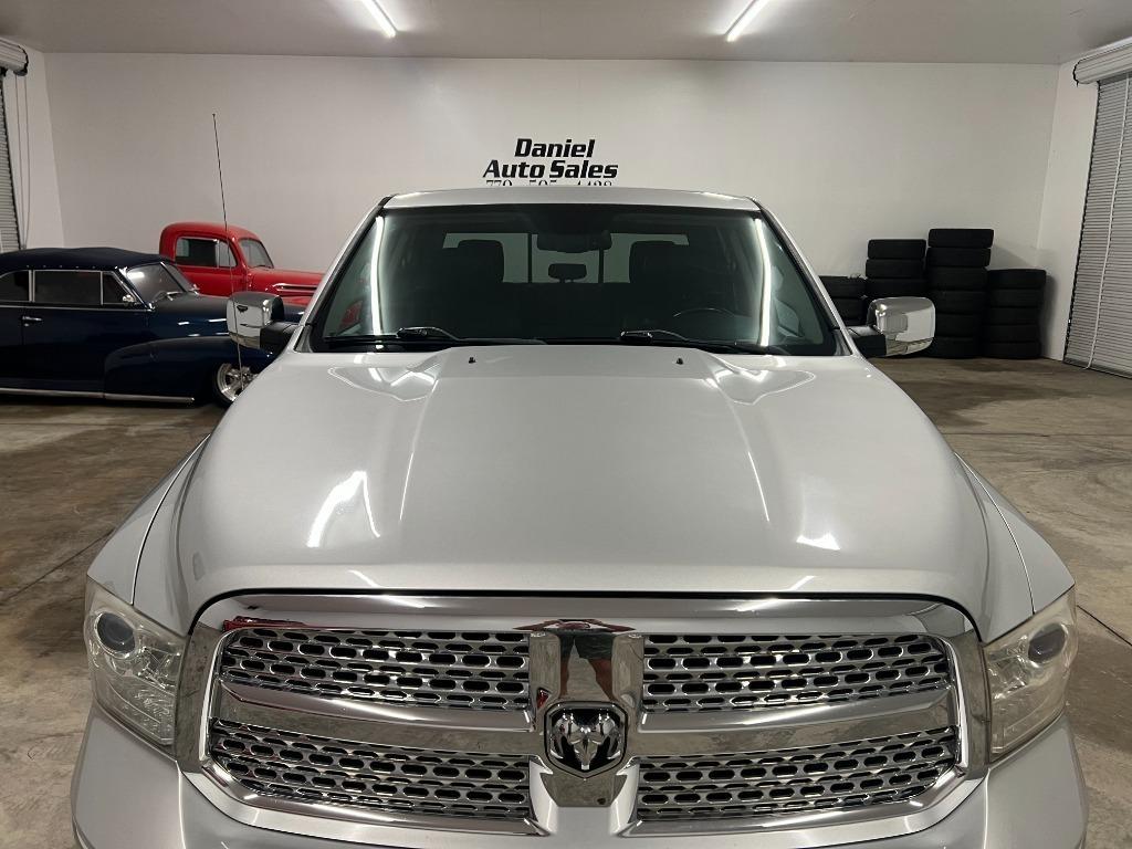RAM 1500 Laramie Crew Cab SWB 4WD 2013