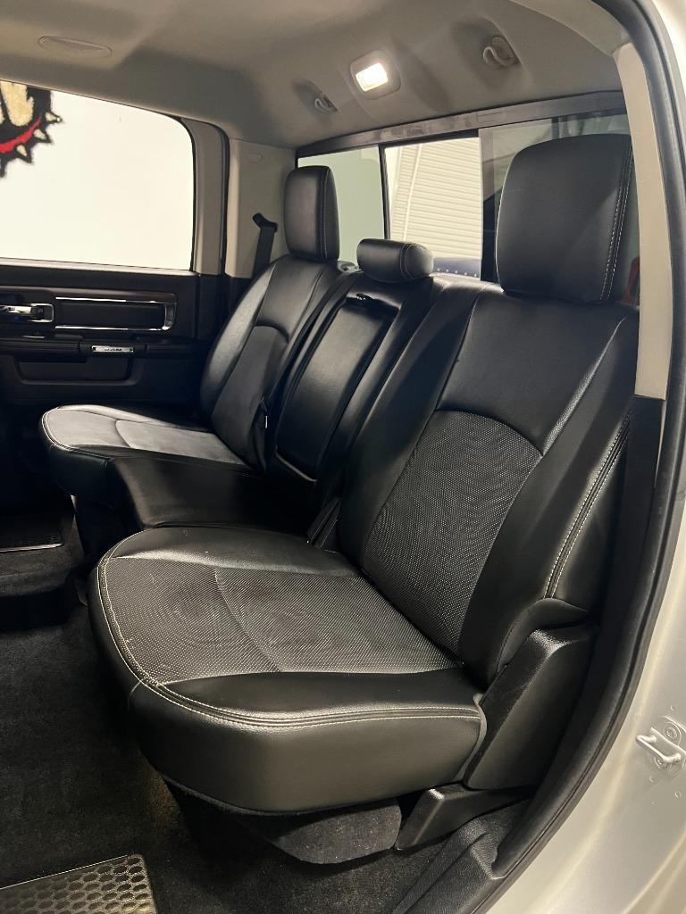 RAM 1500 Laramie Crew Cab SWB 4WD 2013