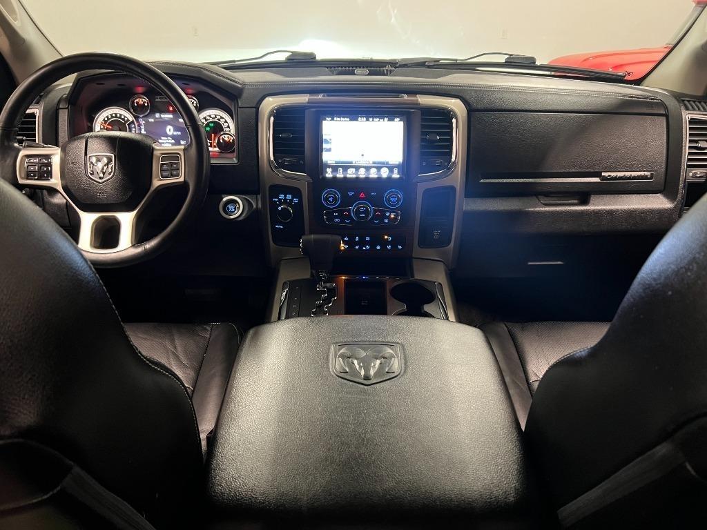 RAM 1500 Laramie Crew Cab SWB 4WD 2013