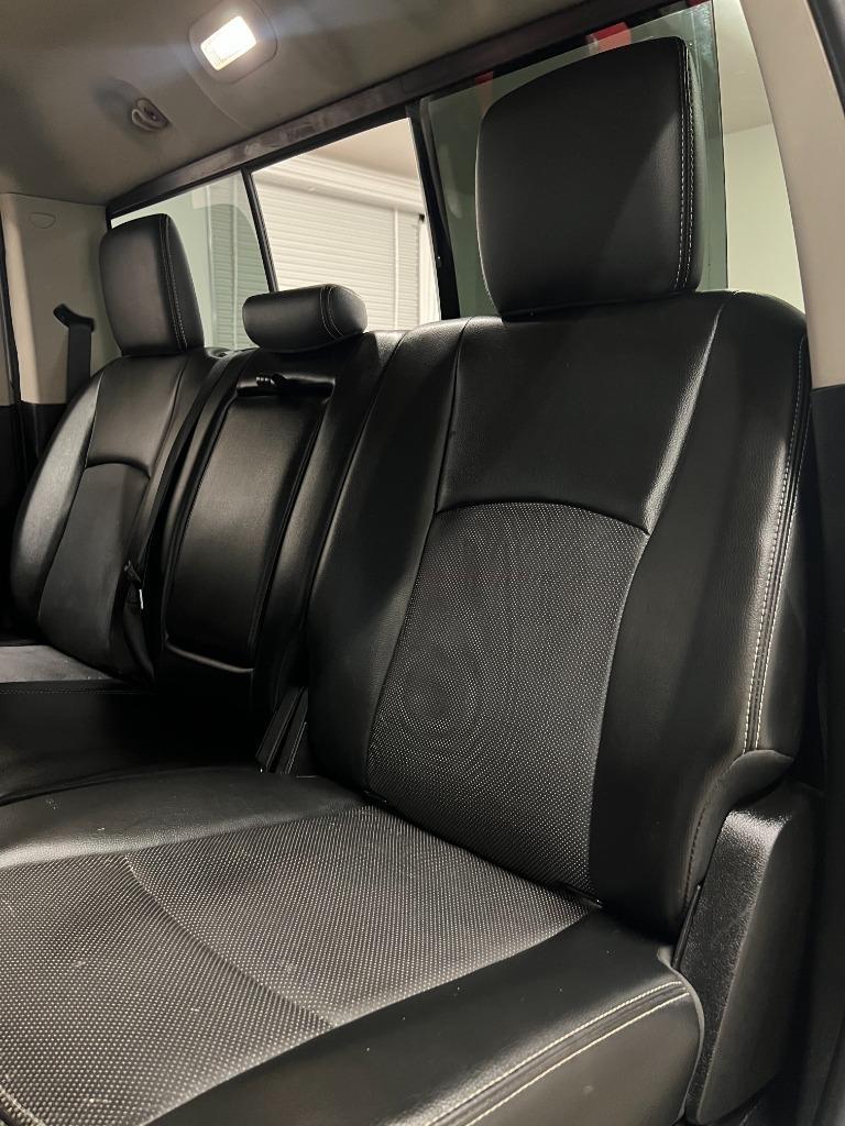 RAM 1500 Laramie Crew Cab SWB 4WD 2013