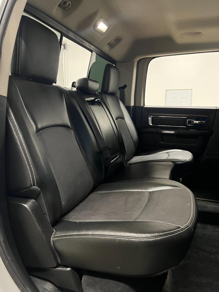 RAM 1500 Laramie Crew Cab SWB 4WD 2013