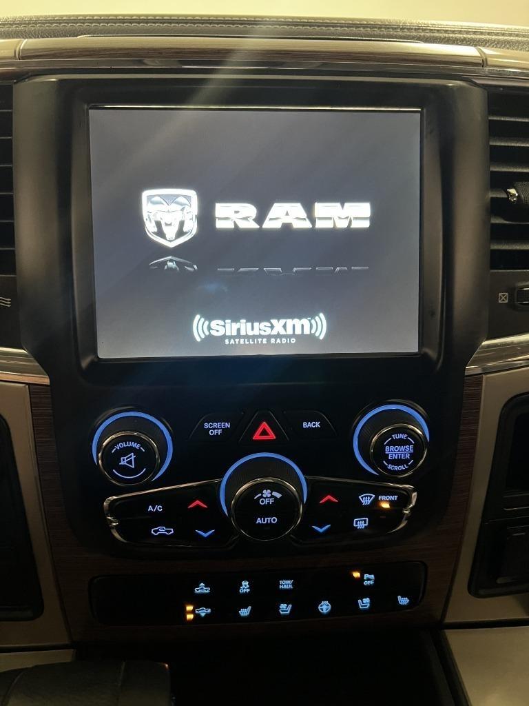 RAM 1500 Laramie Crew Cab SWB 4WD 2013