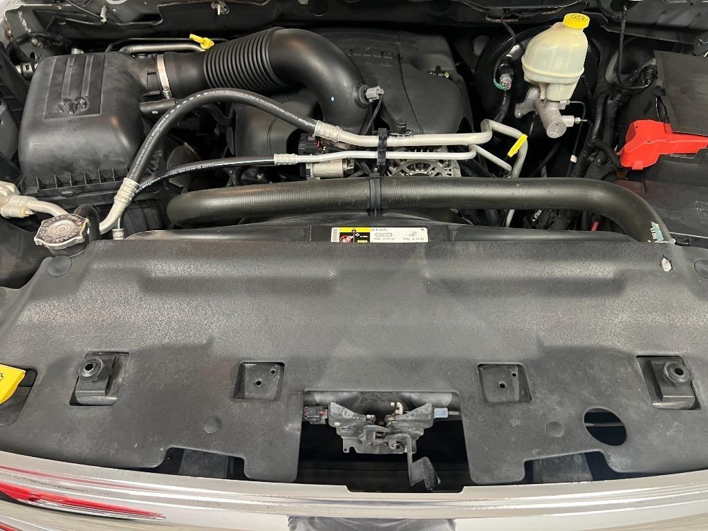 RAM 1500 Laramie Crew Cab SWB 4WD 2013