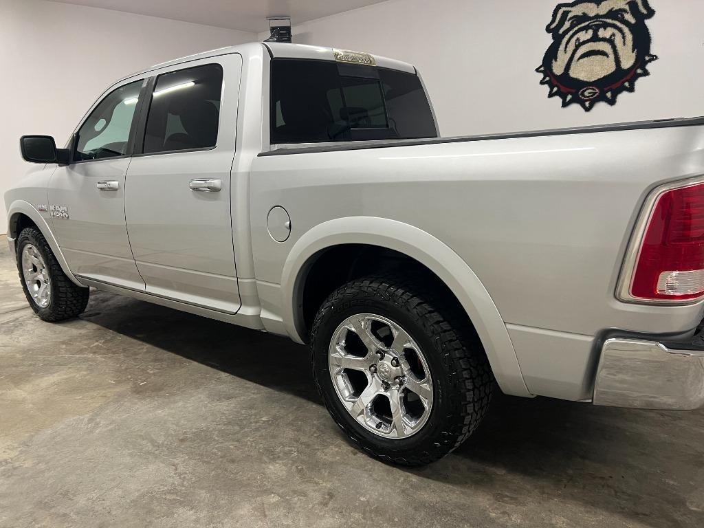 RAM 1500 Laramie Crew Cab SWB 4WD 2013