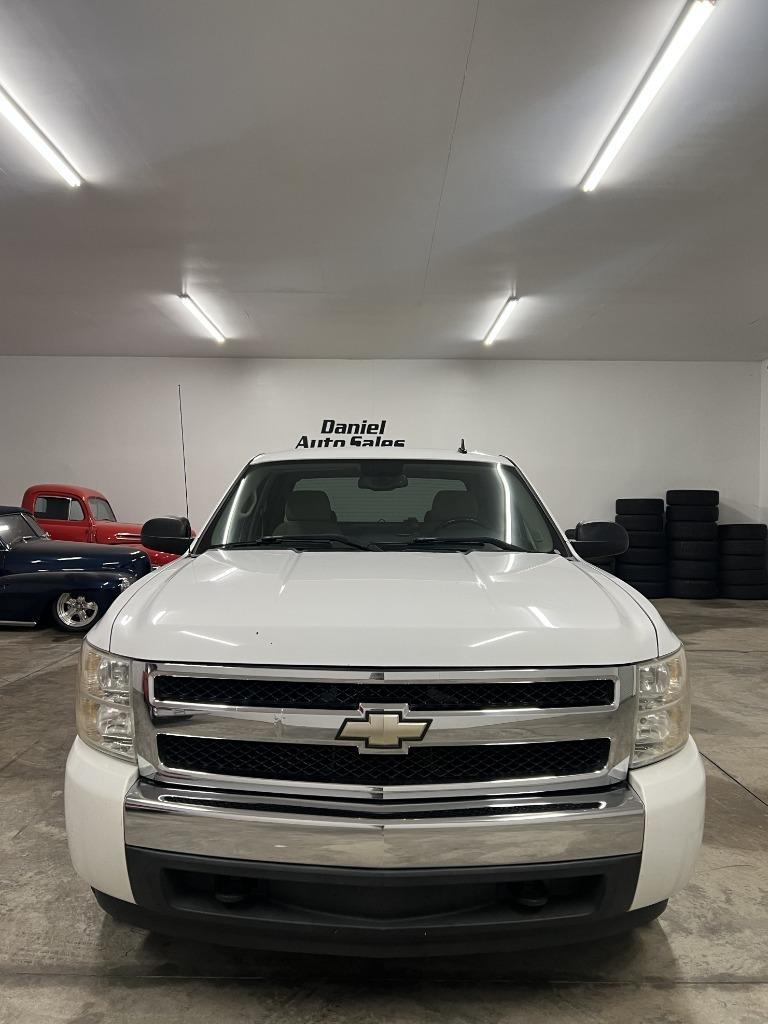 Chevrolet Silverado 1500 LTZ Crew Cab 2WD 2008