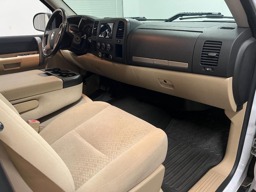 Chevrolet Silverado 1500 LTZ Crew Cab 2WD 2008