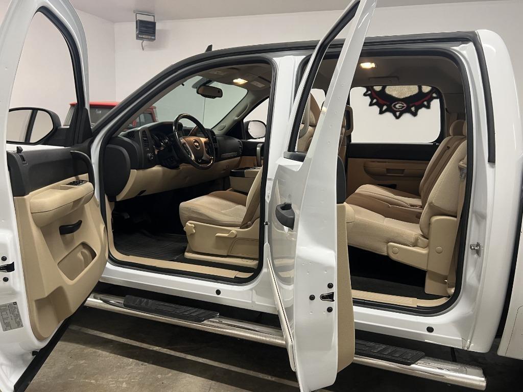 Chevrolet Silverado 1500 LTZ Crew Cab 2WD 2008