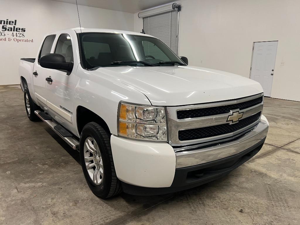 Chevrolet Silverado 1500 LTZ Crew Cab 2WD 2008
