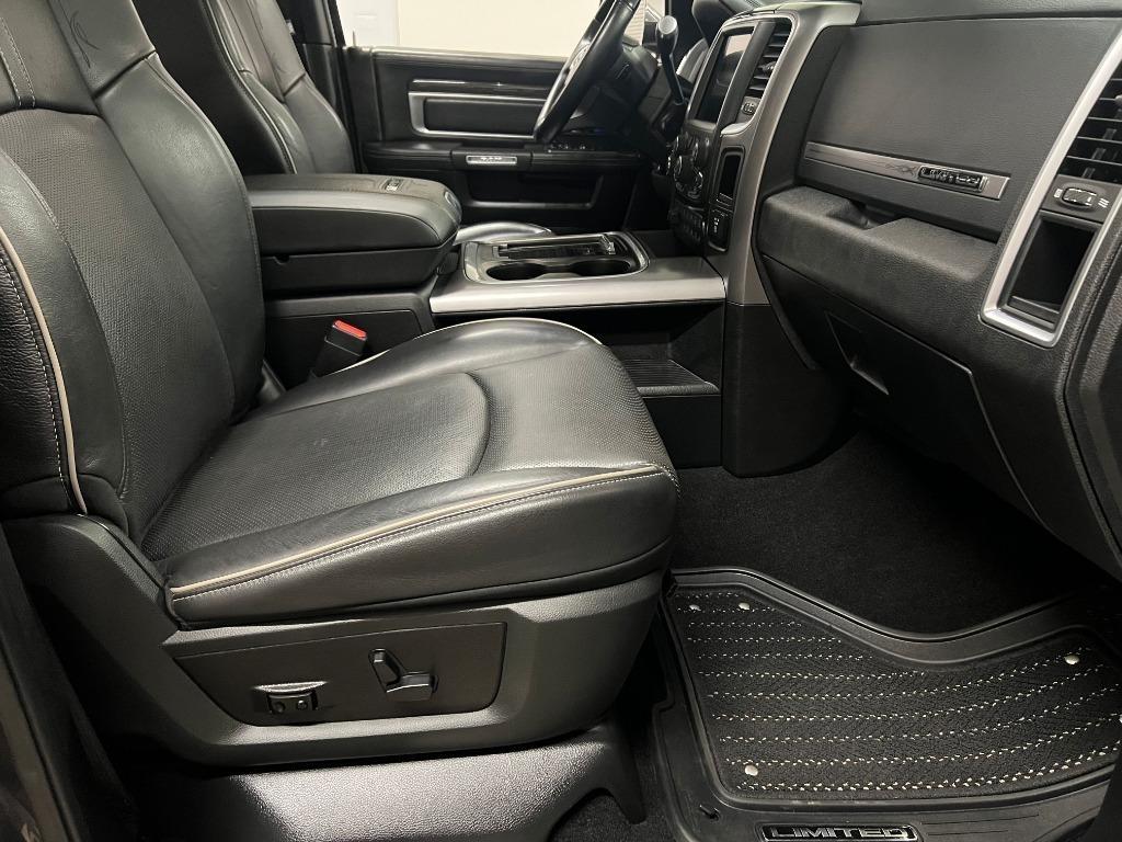 RAM 2500 Longhorn Crew Cab SWB 4WD 2018