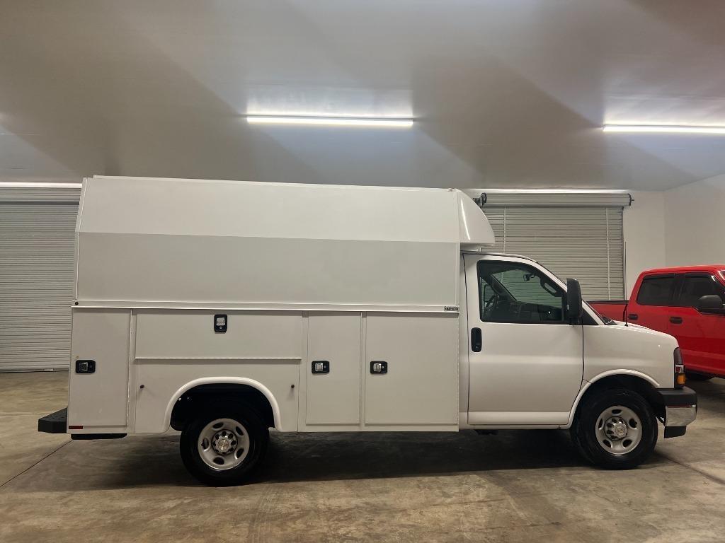 Chevrolet Express G3500 139" 2021