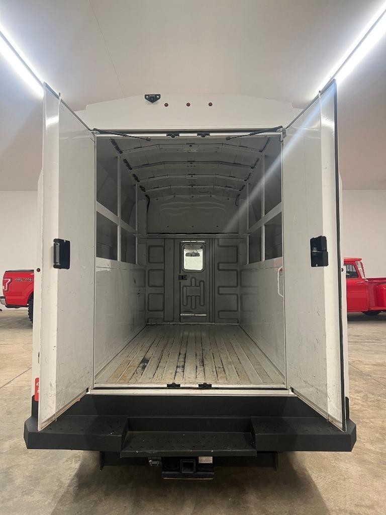 Chevrolet Express G3500 139" 2021