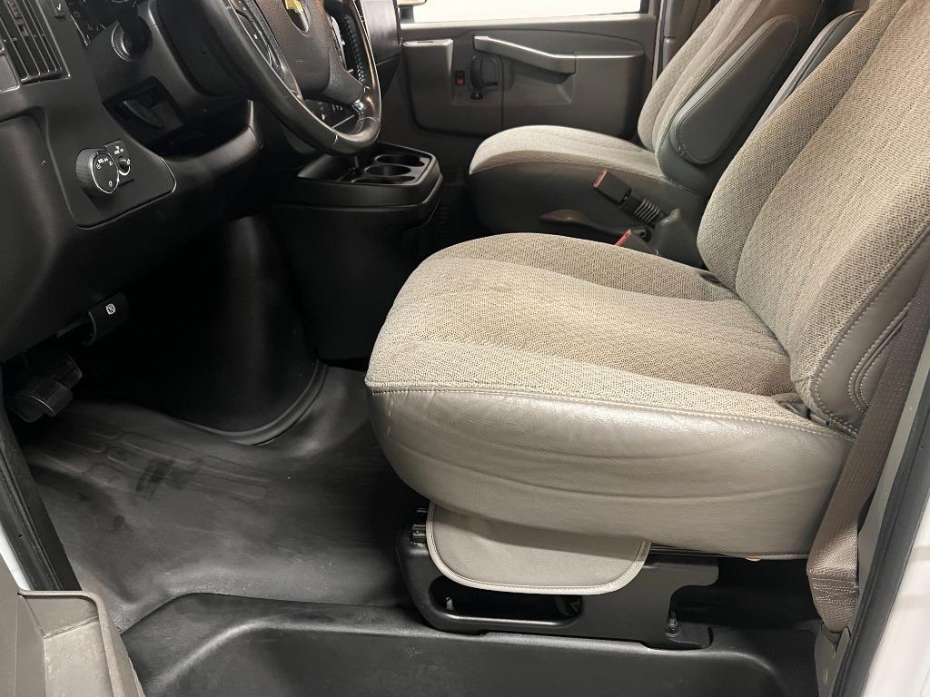 Chevrolet Express G3500 139" 2021