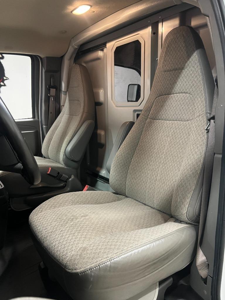 Chevrolet Express G3500 139" 2021