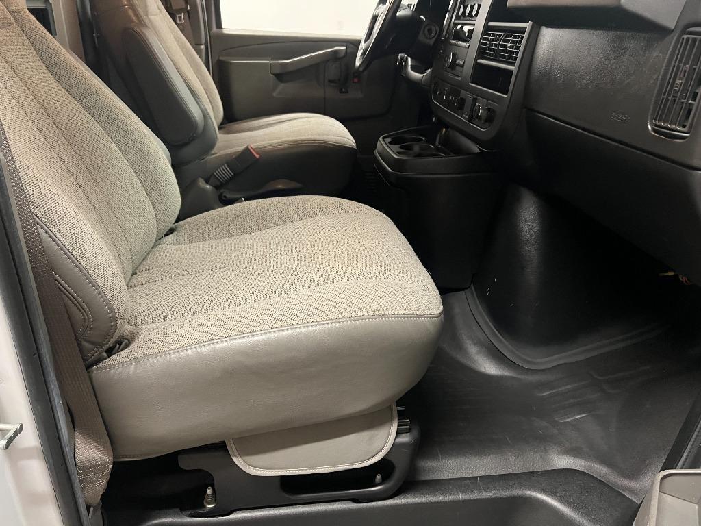 Chevrolet Express G3500 139" 2021