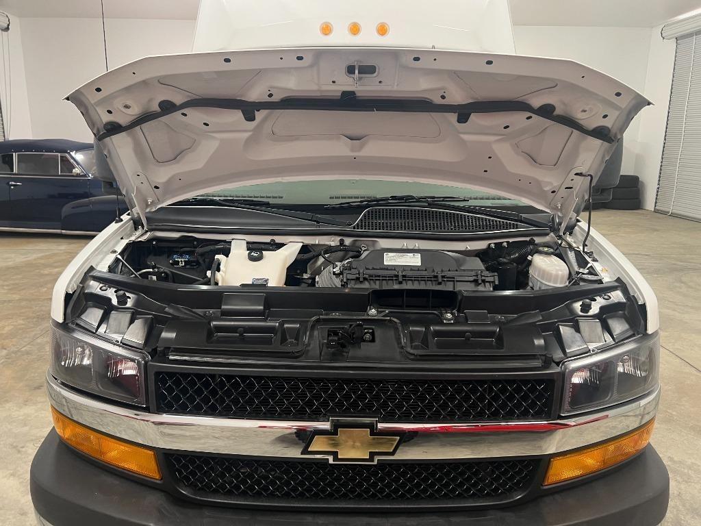 Chevrolet Express G3500 139" 2021