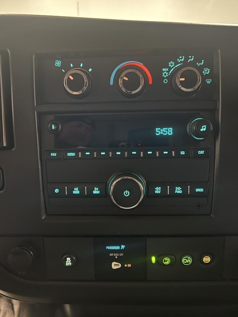 Chevrolet Express G3500 139" 2021