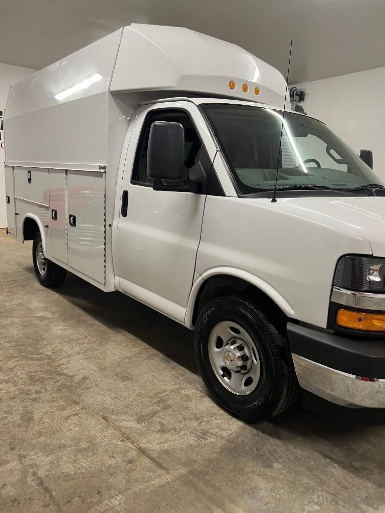 Chevrolet Express G3500 139" 2021