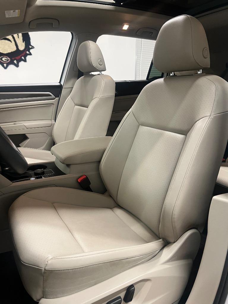 Volkswagen Atlas V6 SE w/Technology R-Line 4MOTION 2019