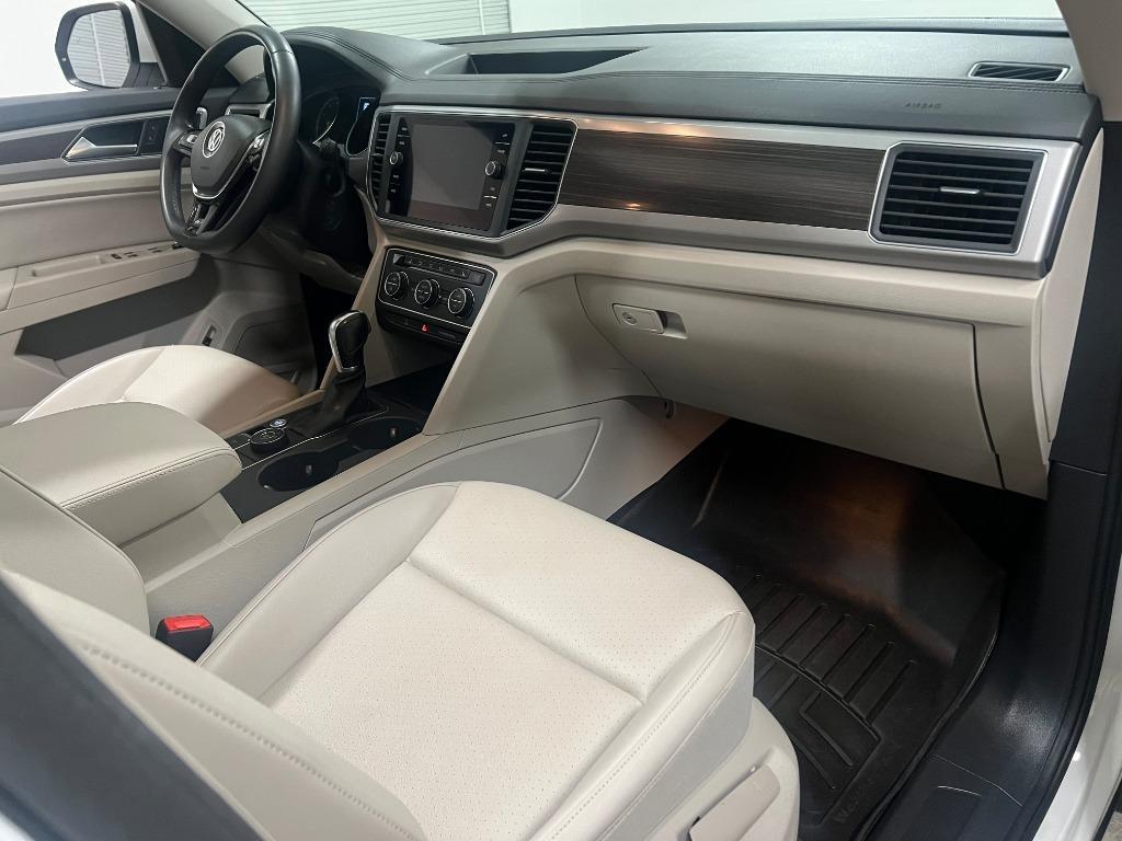 Volkswagen Atlas V6 SE w/Technology R-Line 4MOTION 2019