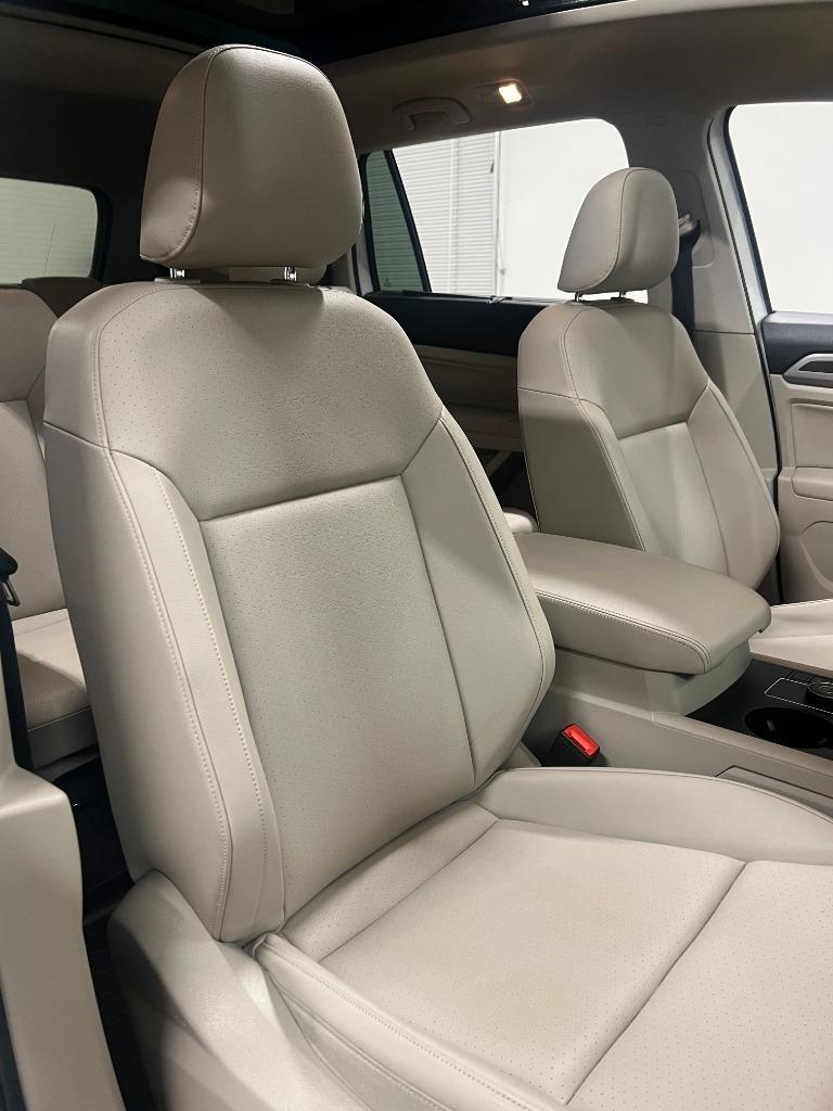 Volkswagen Atlas V6 SE w/Technology R-Line 4MOTION 2019