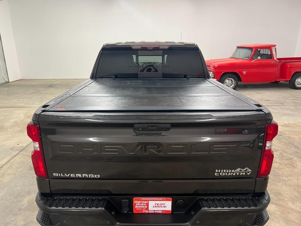 Chevrolet Silverado 1500 High Country Crew Cab 4WD 2021