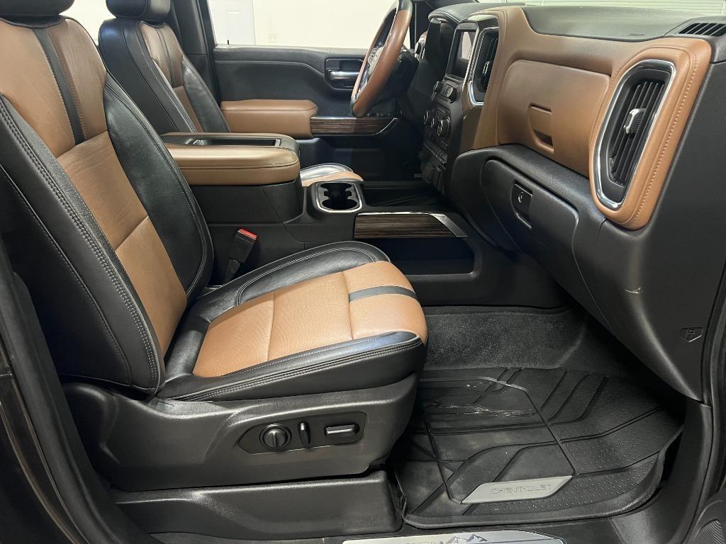 Chevrolet Silverado 1500 High Country Crew Cab 4WD 2021