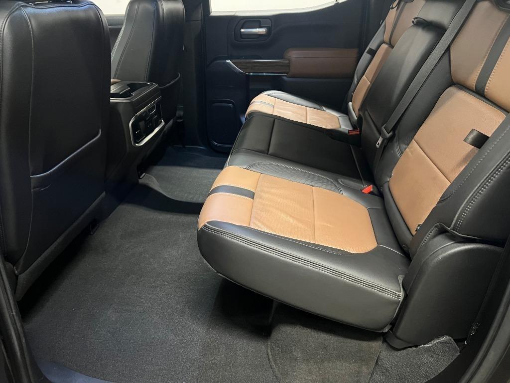 Chevrolet Silverado 1500 High Country Crew Cab 4WD 2021