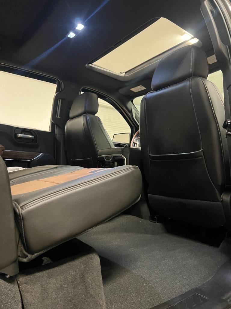 Chevrolet Silverado 1500 High Country Crew Cab 4WD 2021