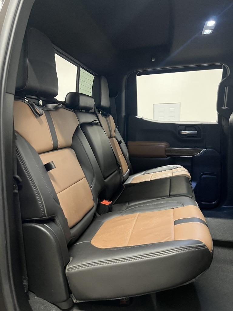 Chevrolet Silverado 1500 High Country Crew Cab 4WD 2021