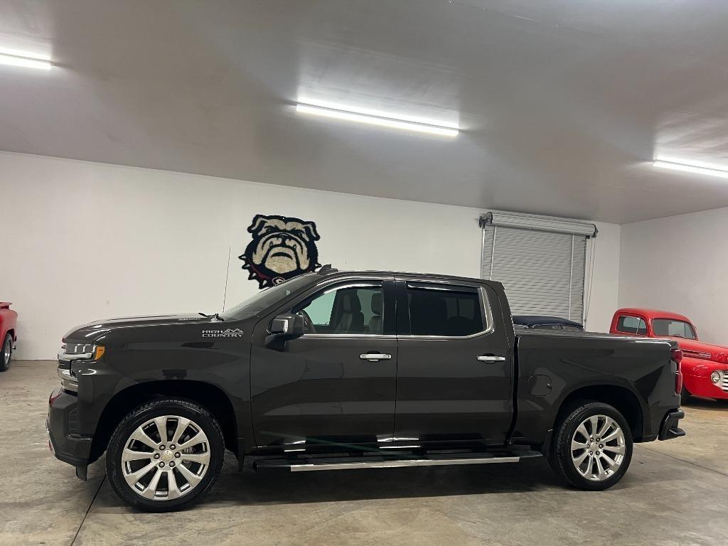 Chevrolet Silverado 1500 High Country Crew Cab 4WD 2021