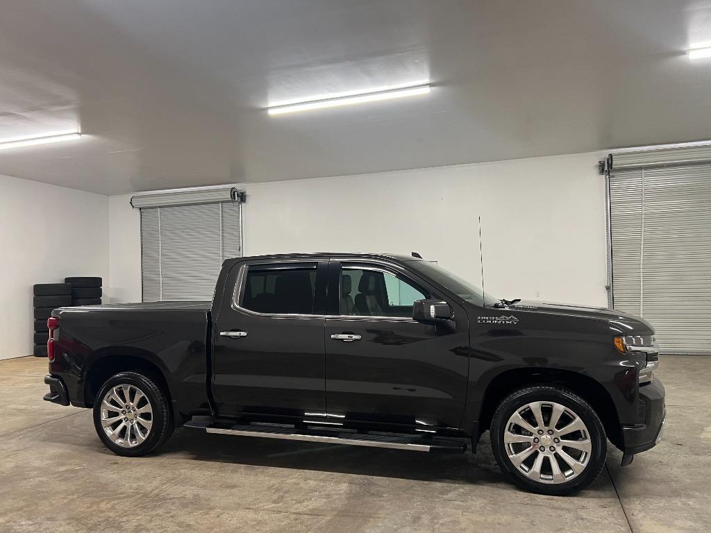 Chevrolet Silverado 1500 High Country Crew Cab 4WD 2021