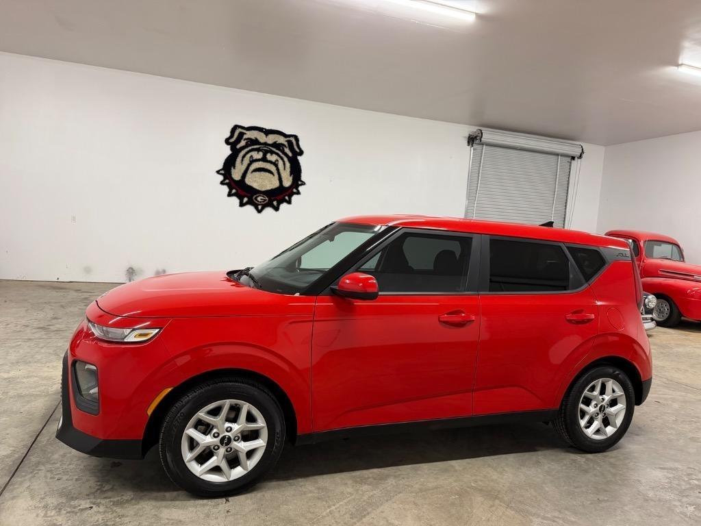Kia Soul LX CVT 2022