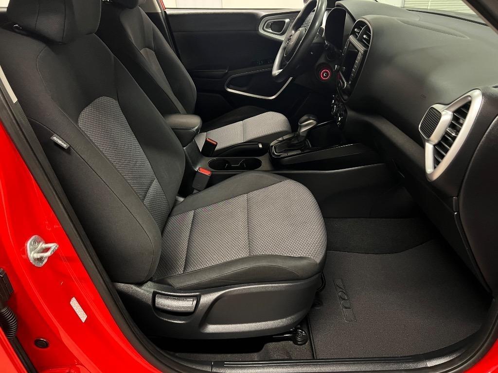 Kia Soul LX CVT 2022