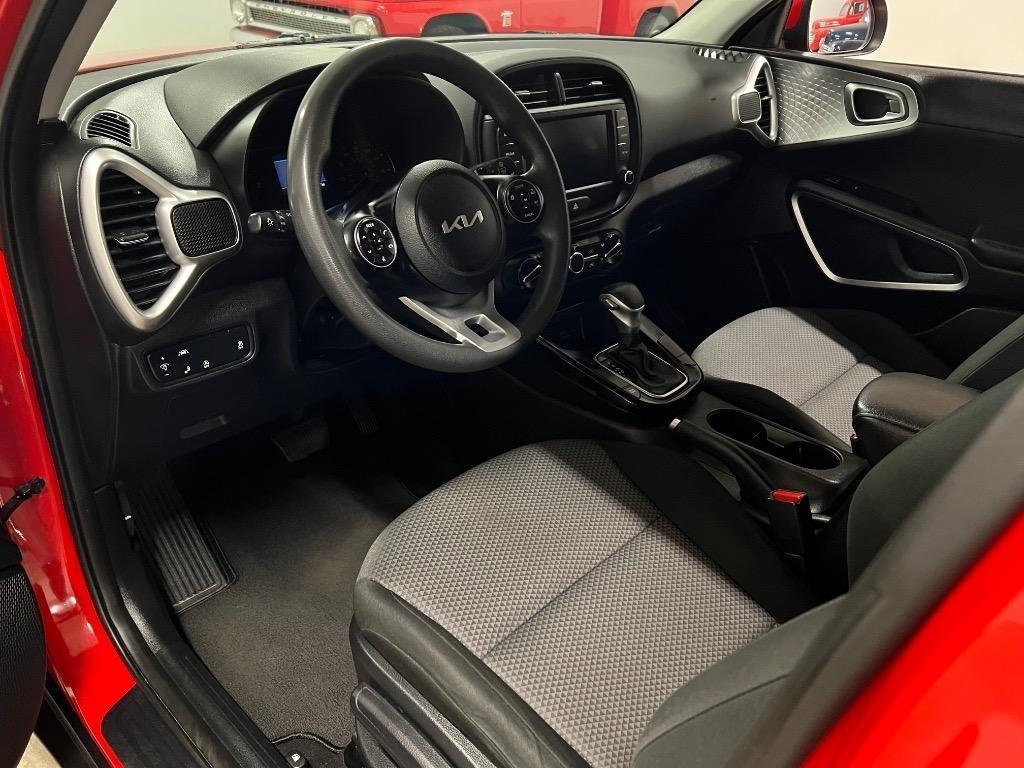 Kia Soul LX CVT 2022
