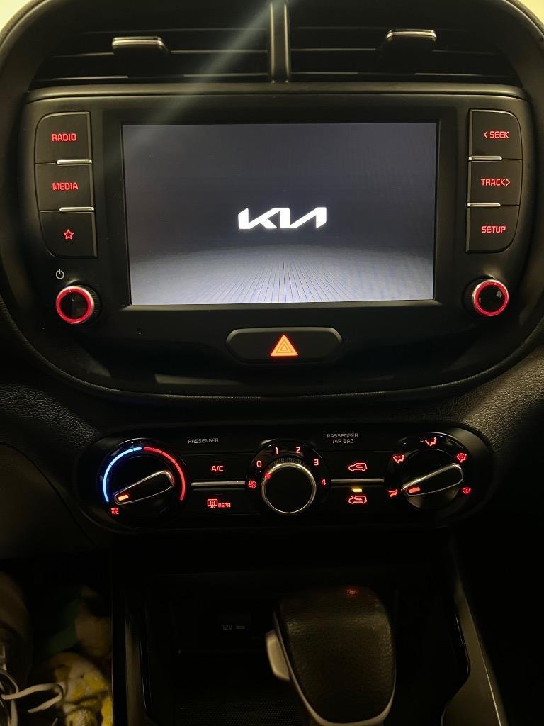 Kia Soul LX CVT 2022