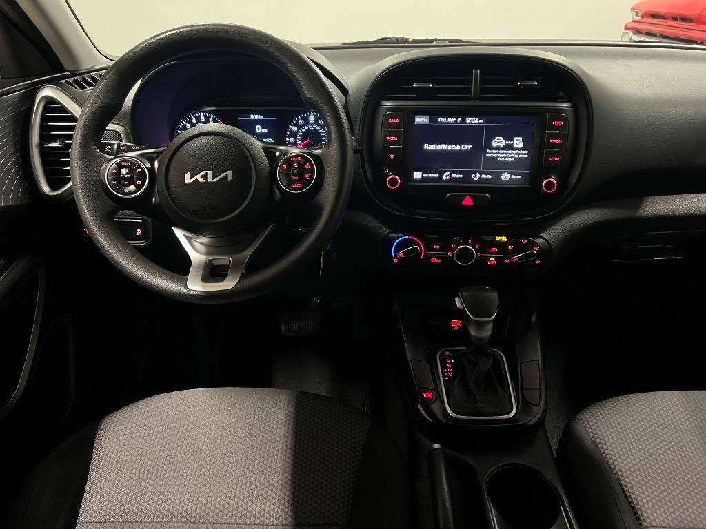 Kia Soul LX CVT 2022
