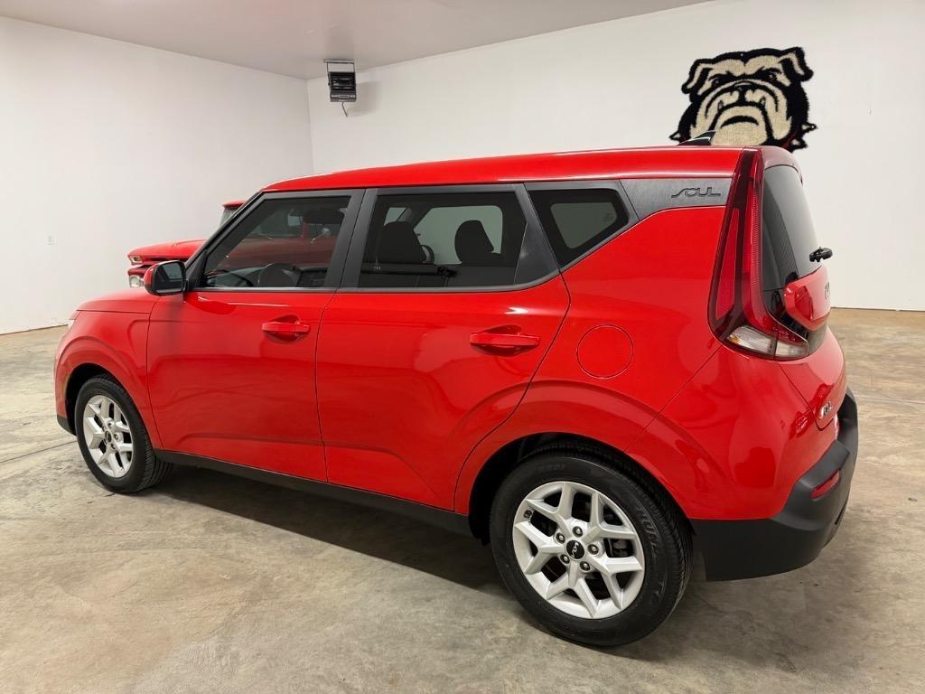 Kia Soul LX CVT 2022