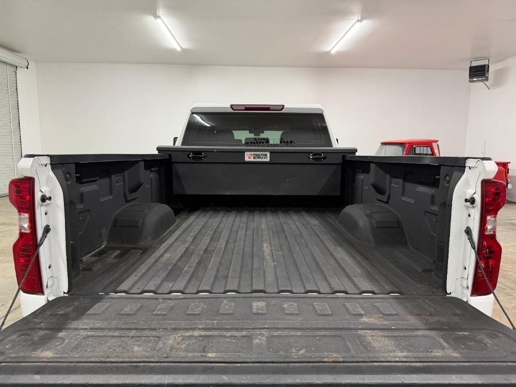 Chevrolet Silverado 2500HD Work Truck Crew Cab Long Box 4WD 2022