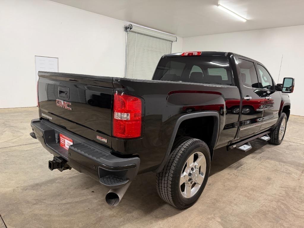 GMC Sierra 3500HD SLT Crew Cab 4WD 2016