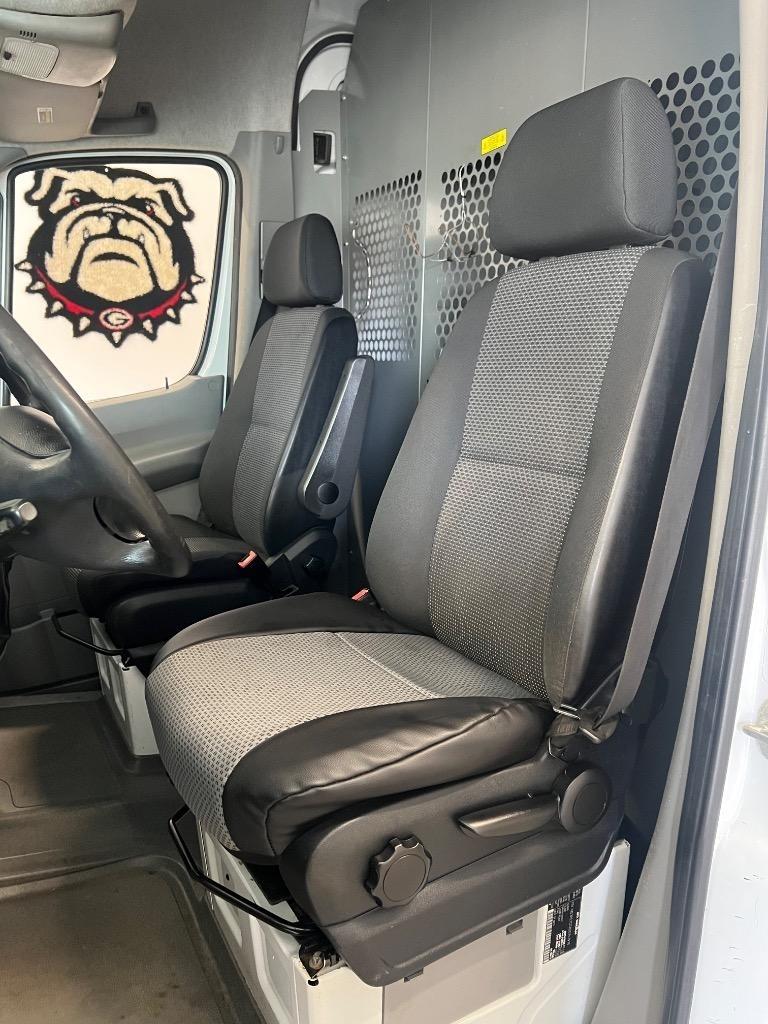 Mercedes-Benz Sprinter 2500 High Roof 144-in. WB 2013