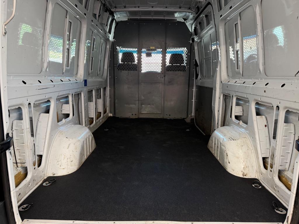 Mercedes-Benz Sprinter 2500 High Roof 144-in. WB 2013