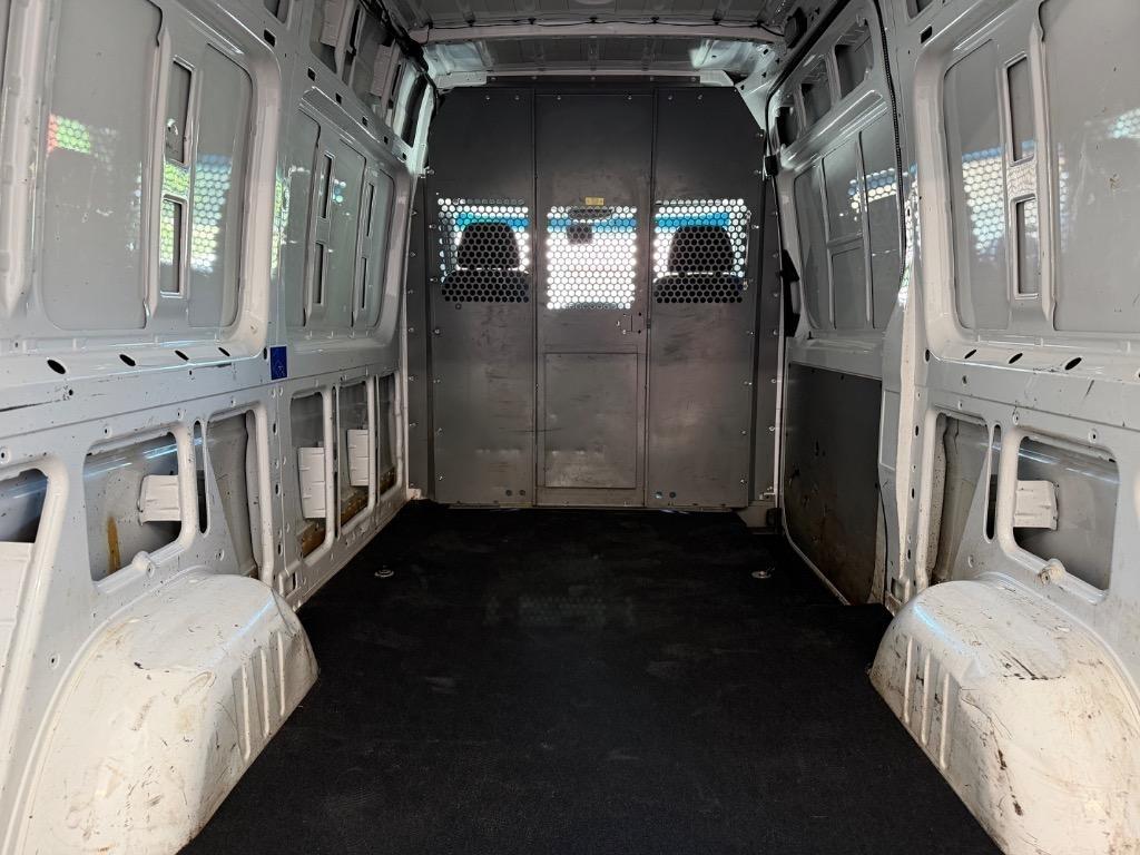 Mercedes-Benz Sprinter 2500 High Roof 144-in. WB 2013