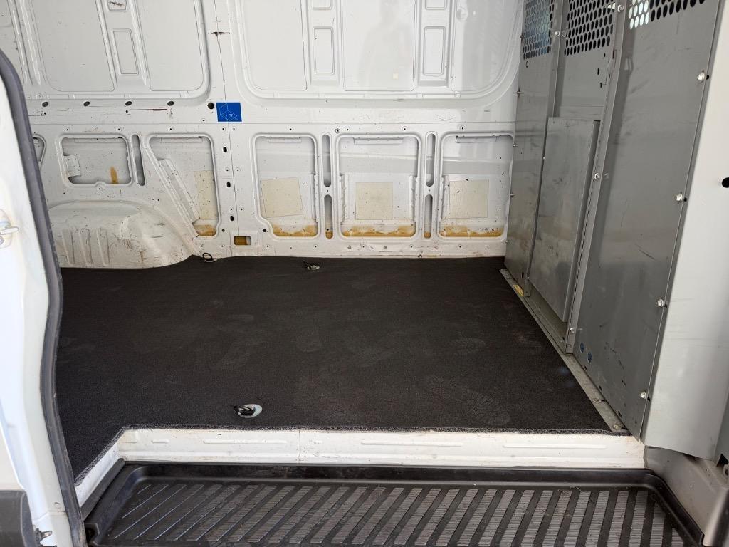 Mercedes-Benz Sprinter 2500 High Roof 144-in. WB 2013