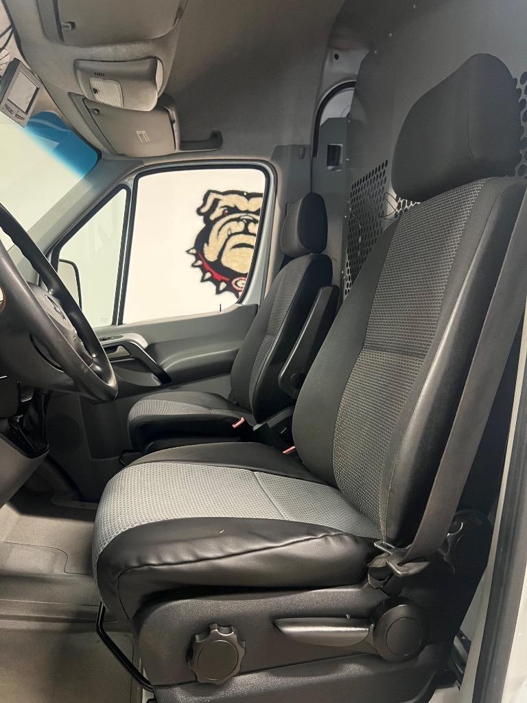 Mercedes-Benz Sprinter 2500 High Roof 144-in. WB 2013