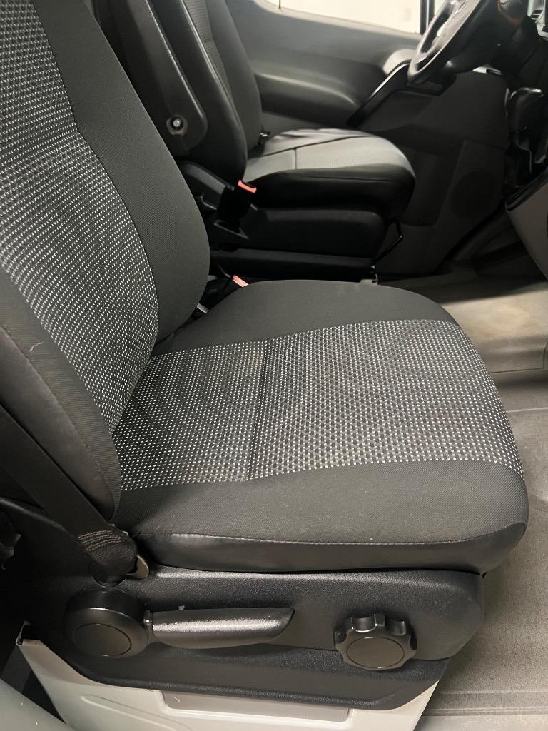 Mercedes-Benz Sprinter 2500 High Roof 144-in. WB 2013