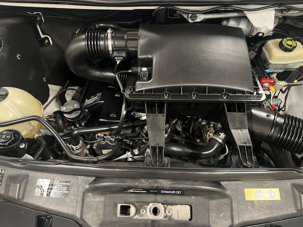 Mercedes-Benz Sprinter 2500 High Roof 144-in. WB 2013