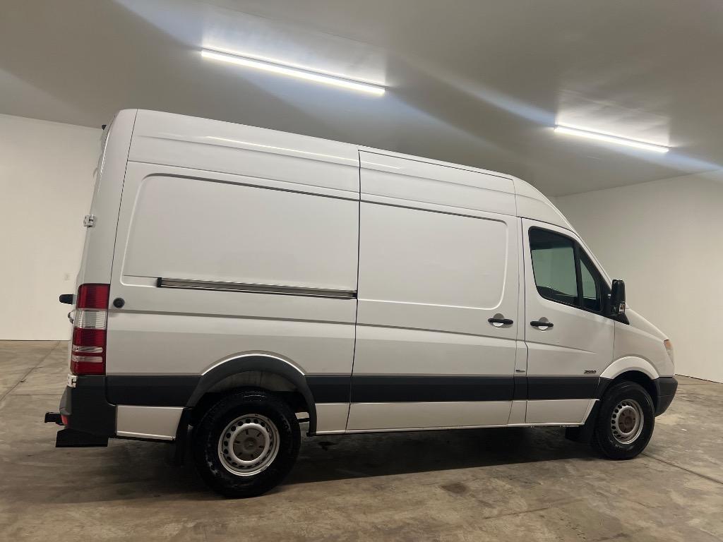 Mercedes-Benz Sprinter 2500 High Roof 144-in. WB 2013